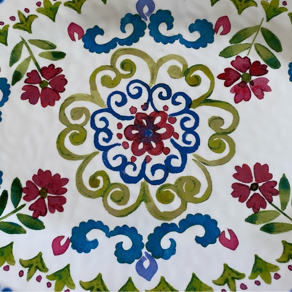 TOMMY BAHAMA Melamine Oval serving Platter Painted Flowers Green Blue Red 17.5” - Picture 2 of 16